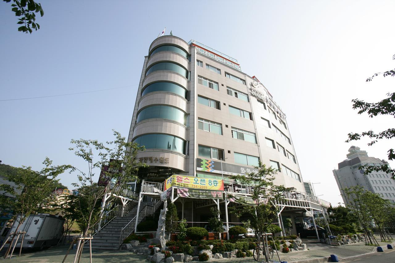 The Blue Guesthouse Busan Bagian luar foto